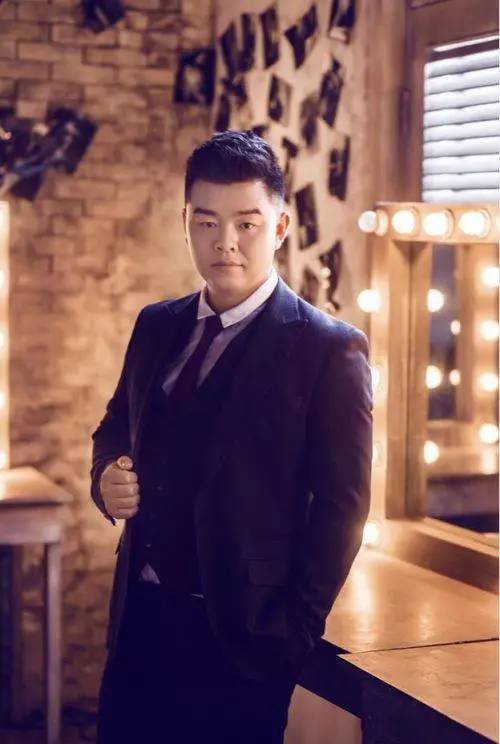 体育老师的书_体育老师主角是谁_体育老师百科全书小说