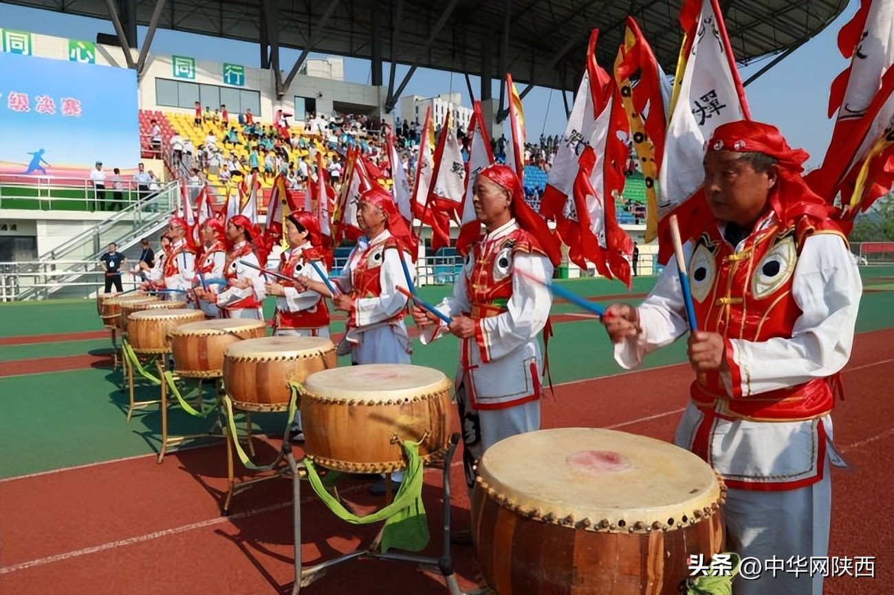 宝鸡市足球比赛眉县冠军_宝鸡足球俱乐部_宝鸡眉县足球场