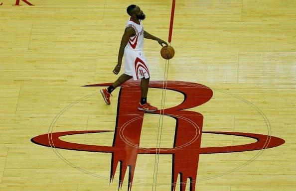 篮球关于秒的规则_篮球进攻3秒什么意思_nba篮球进攻24秒规则改成14秒