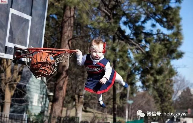 半场篮球与全场篮球的区别：为何4V4成为