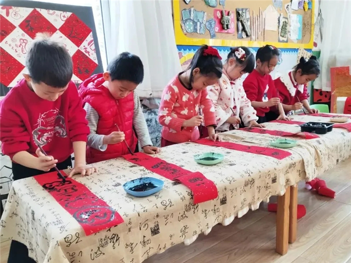 小孩子生活趣事_儿童快乐生活趣事_快乐生活趣事多