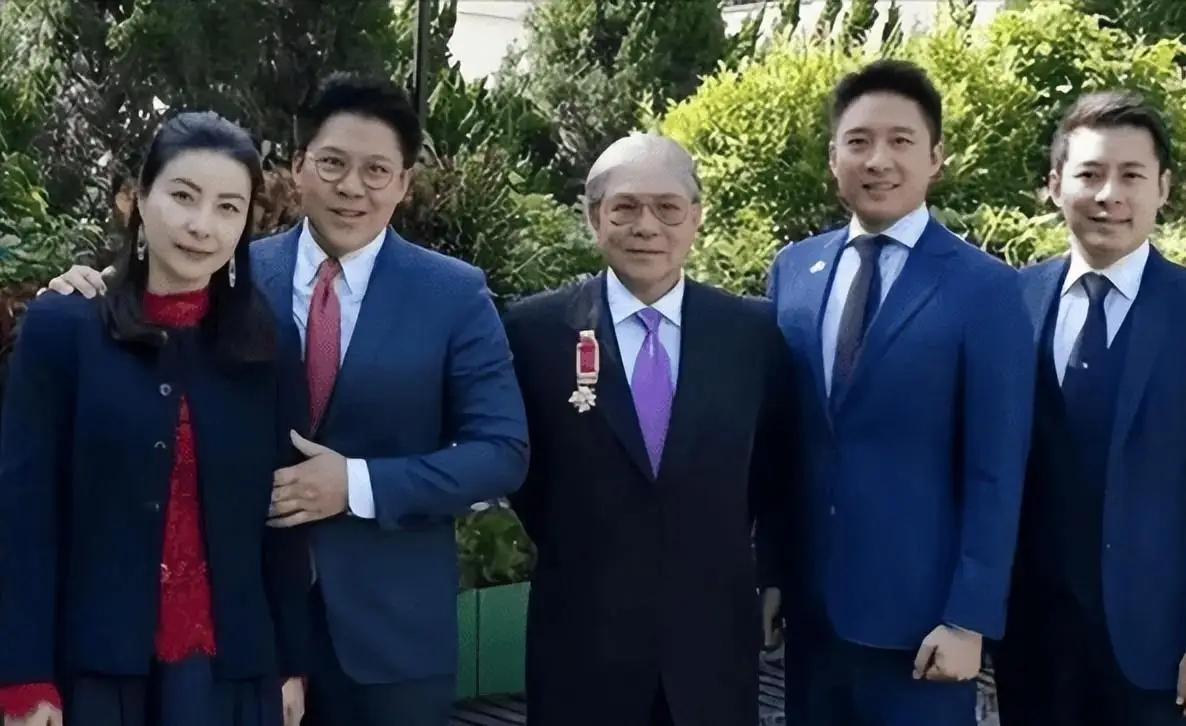 游泳冠军嫁给香港富豪_富豪嫁游泳冠军香港电视剧_游泳冠军嫁香港富豪