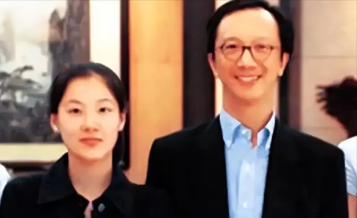 游泳冠军嫁给香港富豪_游泳冠军嫁香港富豪_富豪嫁游泳冠军香港电视剧